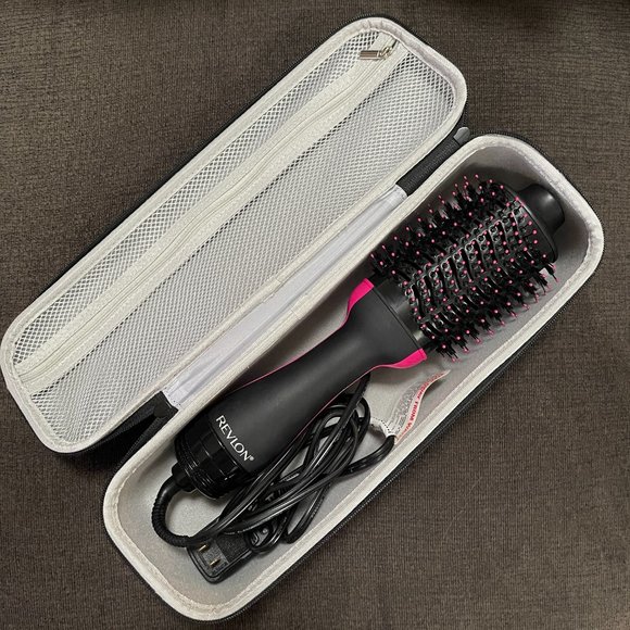 REVLON One-Step Volumizer Original Hair Dryer & Hot Air Brush with Hard Case - Picture 6 of 7